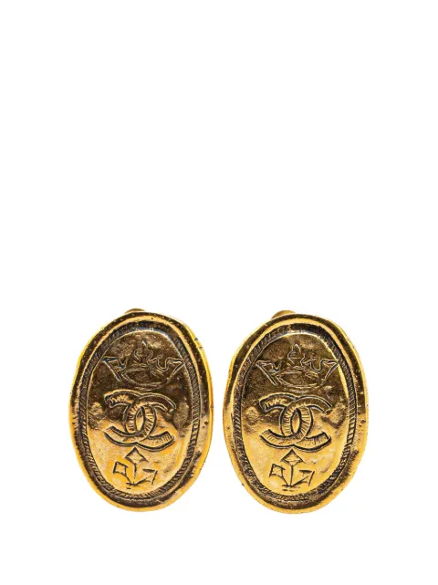 CHANEL Pre-Owned 1980-1990 Gold Plated CC Crown Clip On Earrings costume earrings Gold P3J24VZ9IH3IWOE9