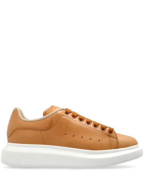 Alexander McQueen Oversized sneakers Brown 811362WHABB