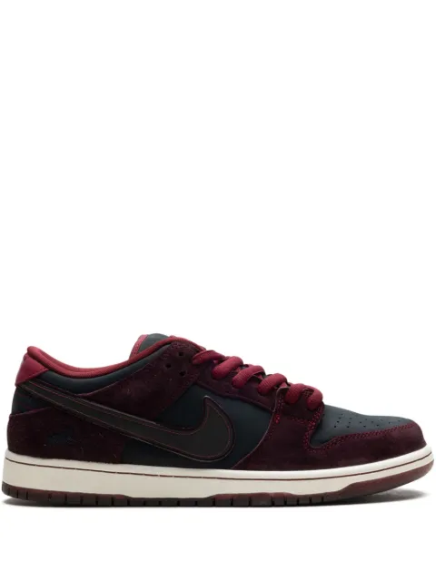 Nike SB Dunk Low Pro x Riot Skateshop sneakers Red FZ1289