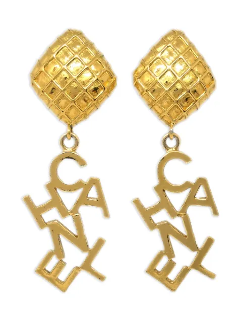 CHANEL Pre-Owned 1990-2000s logo drop clip-on earrings Gold ER133728