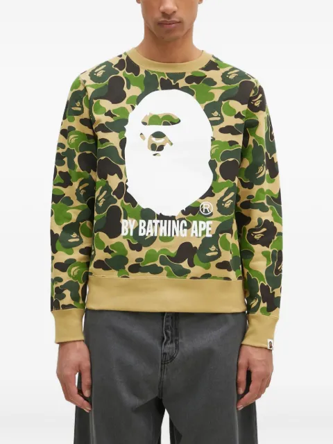 A BATHING APE® camouflage-print sweatshirt Green 1K80113008