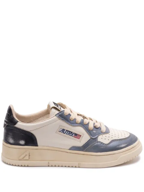 Autry Medallist sneakers White AVLWMT03