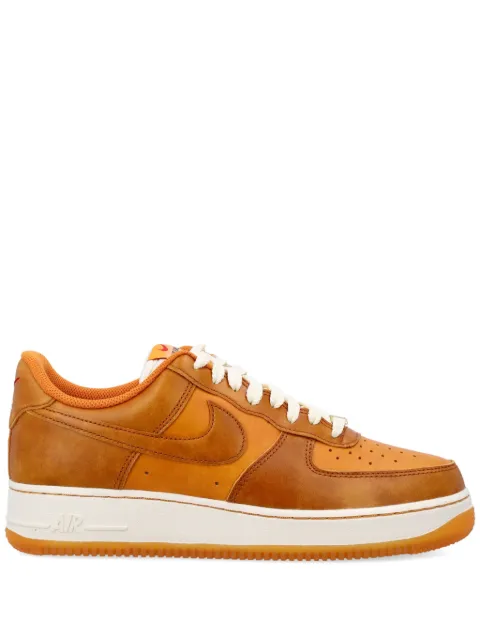 Nike Air Force 1 '07 LV8 sneakers Orange HQ3639