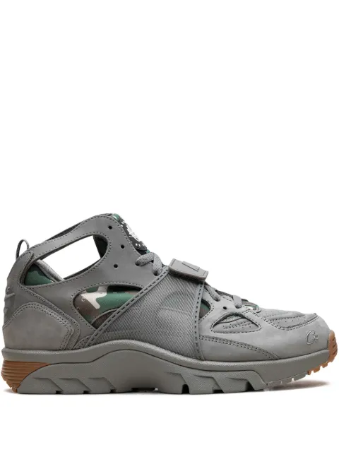 Nike x Corteiz Air Trainer Huarache "Gully Grey" sneakers Grey FQ8793