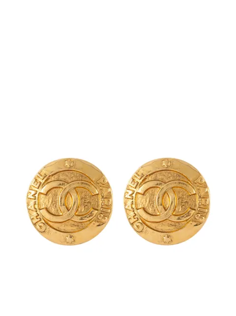 CHANEL Pre-Owned 1980s CC clip-on earrings Gold ER021720