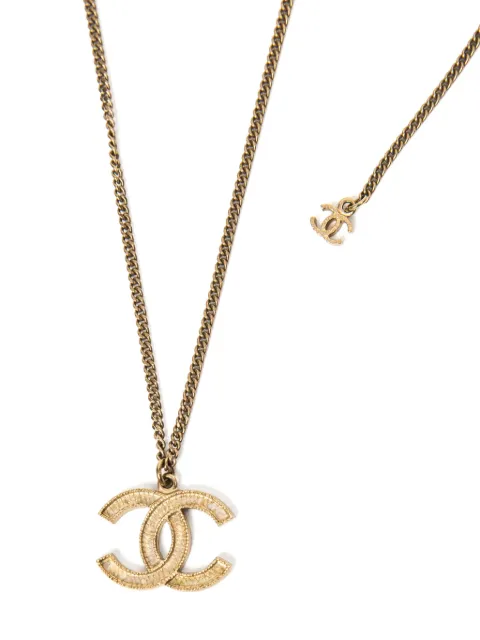 CHANEL Pre-Owned 2015 CC pendant necklace Gold 15015761