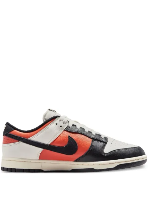 Nike Dunk Low "Vintage Coral" sneakers White HQ4988