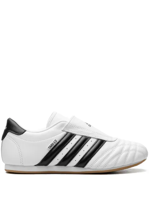adidas Taekwondo "Cloud White/Core Black/Gum" sneakers White JQ4774