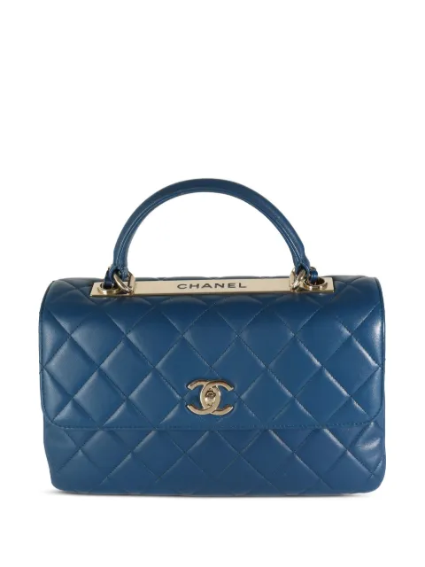 CHANEL Pre-Owned 2017-2018 medium diamond-quilted handbag Blue 142557