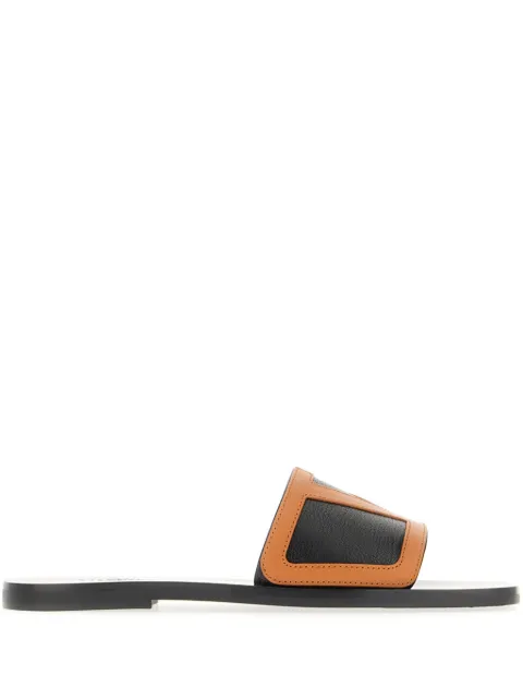 Valentino Garavani Viva Superstar slide sandal in nappa leather Black YS0J72THG