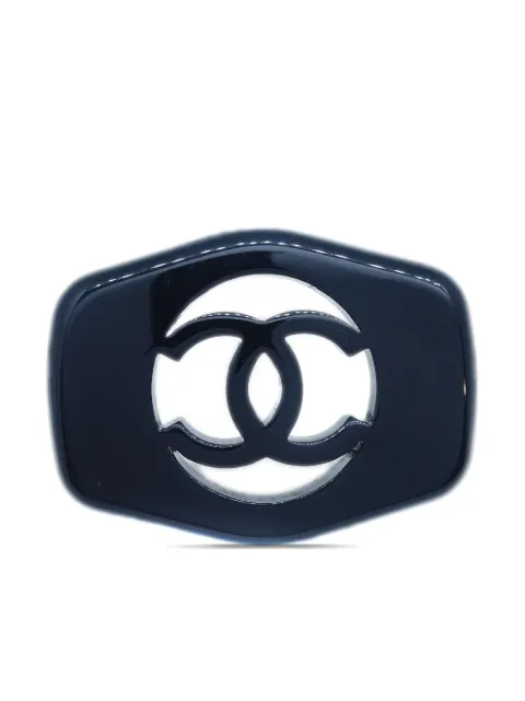 CHANEL Pre-Owned 1997 cut-out CC brooch Black B97P