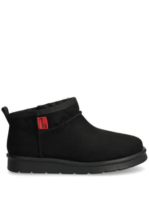 Love Moschino logo-patch boots Black JA24043H1LJAW