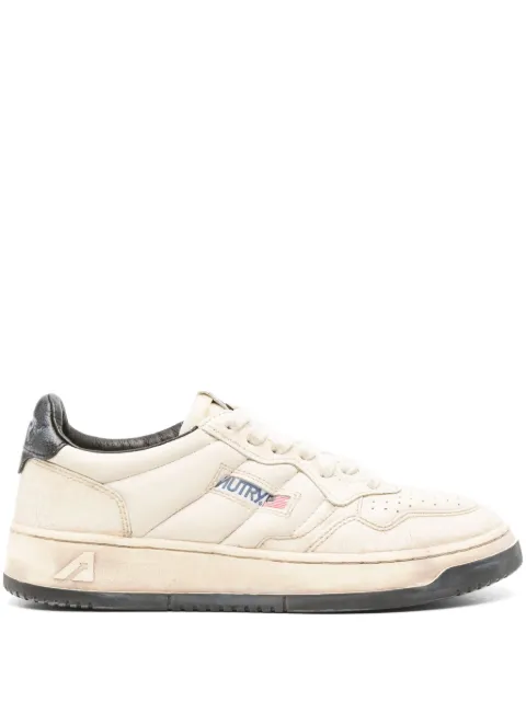 Autry Super Vintage sneakers Neutrals AVLWAD01