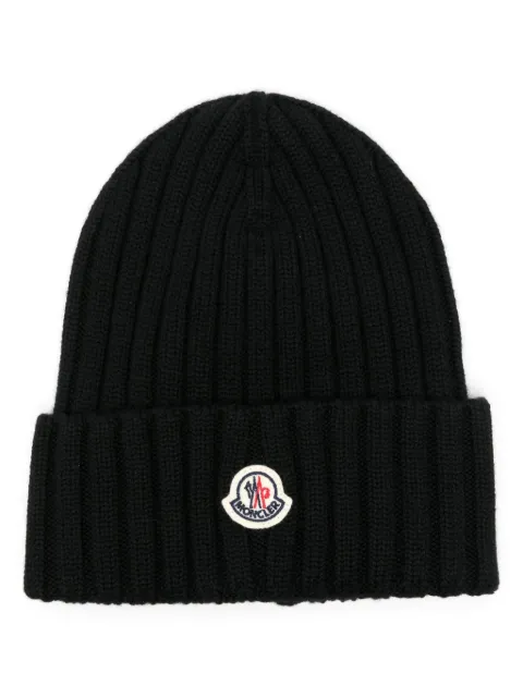 Moncler logo-patch ribbed-knit beanie hat Black L20933B00036A9327
