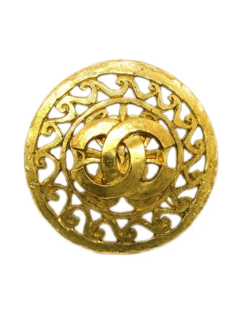 CHANEL Pre-Owned 1995 CC Medallion brooch Gold B95A