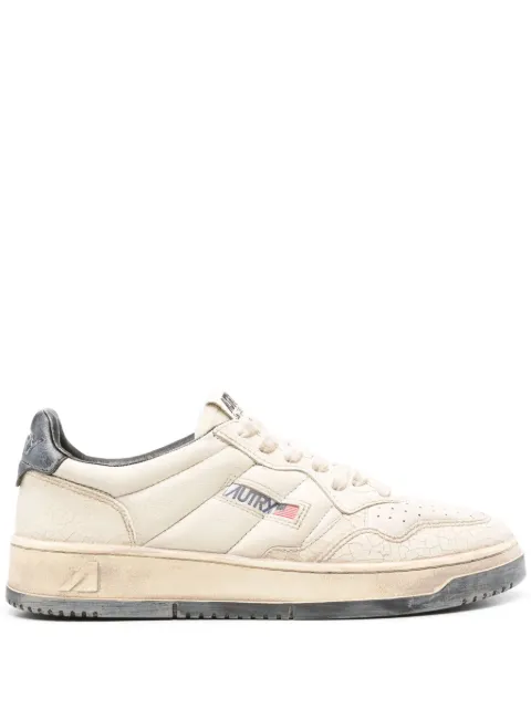 Autry Medalist Super Vintage sneakers Neutrals AVLMAD01