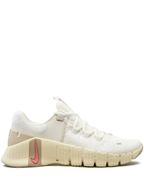Nike Free Metcon 5 "Sail/Sanddrift" sneakers White DV3950