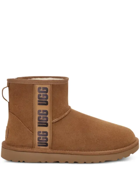 UGG Classic suede logo-detail ankle boots Brown 1134962