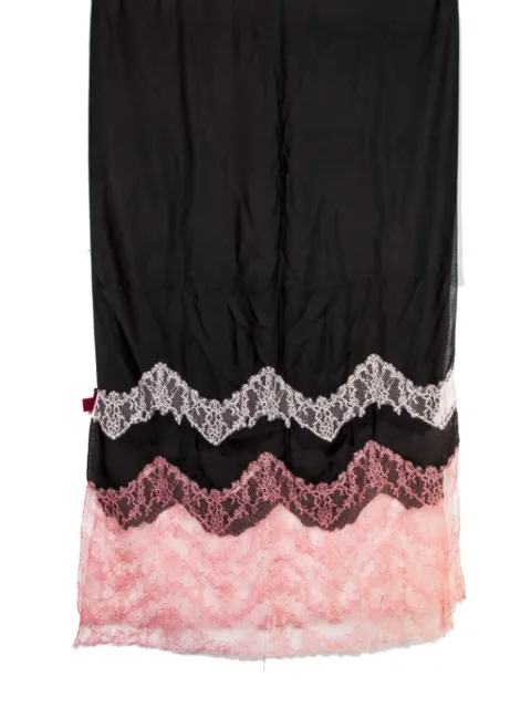 Valentino Garavani Pre-Owned lace-detail cashmere scarf Black CSIM0319VALSCAR