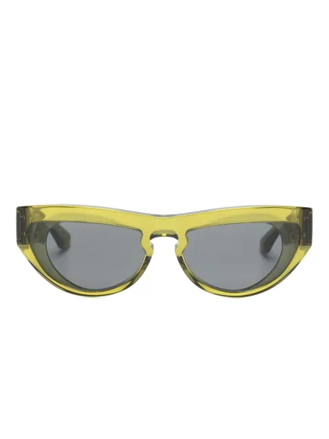 Burberry Eyewear transparent cat-eye sunglasses Green B4422U