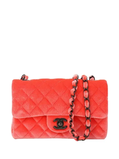 CHANEL Pre-Owned 2014 Classic Flap velvet shoulder bag Red CHANEL2014CORALVELVETBAG