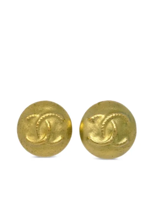 CHANEL Pre-Owned 1995 CC button clip-on earrings Gold ER95C