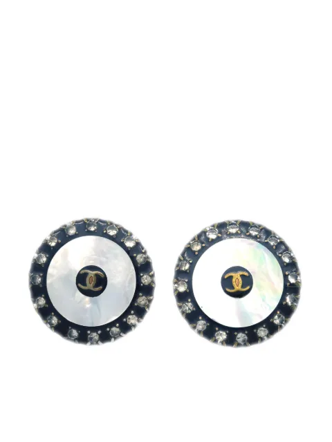 CHANEL Pre-Owned 1997 CC button clip-on earrings White ER97A