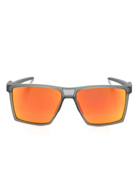 Oakley Futurity Sun rectangle-frame sunglasses Grey 0OO9482