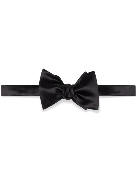 Brunello Cucinelli logo-patch bow tie Black MR813S008C101