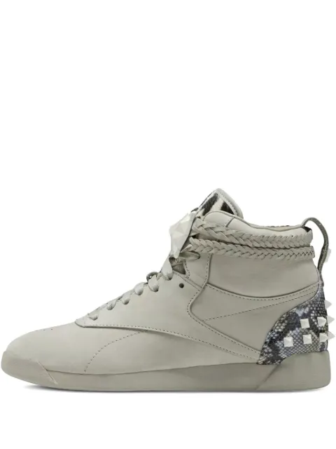 Reebok x Wonder Woman 1984 Freestyle sneakers Grey FW4658