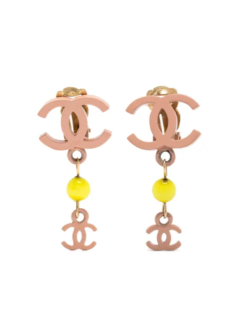 CHANEL Pre-Owned 2006 CC-logo dangle clip-on earrings Pink 1501547