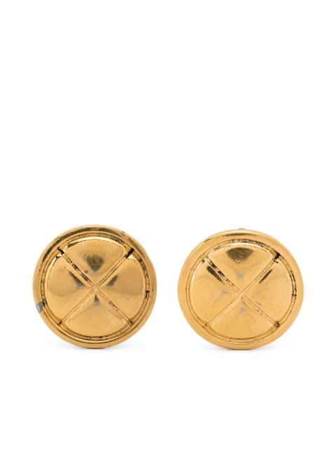 CHANEL Pre-Owned 1980s quilted-effect clip-on earrings Gold 1501537