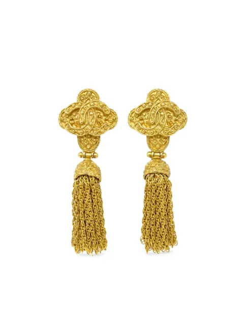 CHANEL Pre-Owned 1994 CC embossed-finish tassel clip-on earrings Gold ER94A