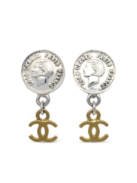 CHANEL Pre-Owned 1997 Mademoiselle CC dangle clip-on earrings Silver ER97P