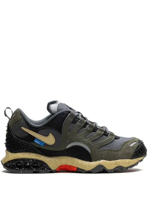 Nike x UNDEFEATED Air Terra Humara "Cargo Khaki" sneakers Brown FN7546