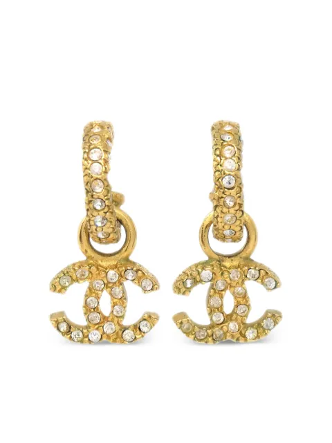CHANEL Pre-Owned 2001 CC rhinestone-embellished dangle stud earrings Gold PI01P