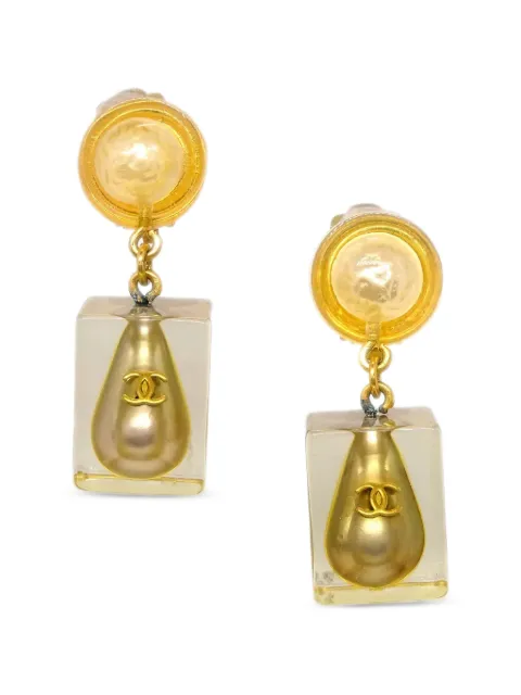 CHANEL Pre-Owned 1997 drop-style faux-pearl earrings Gold ER112500
