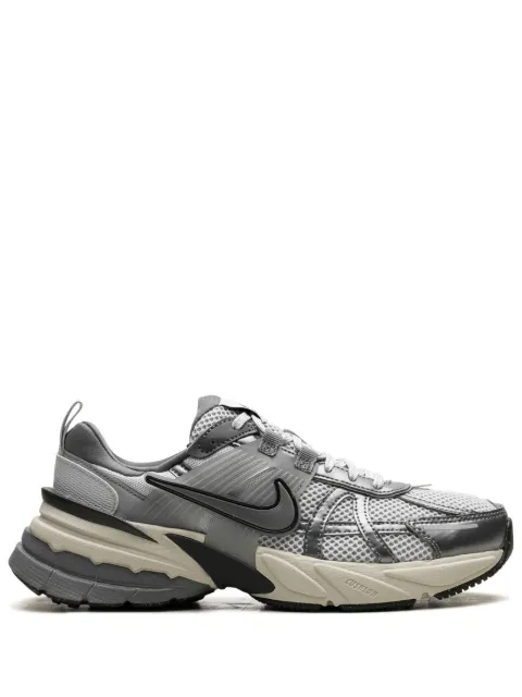 Nike V2K Run "Pure Platinum/Wolf Grey" sneakers Grey FD0736
