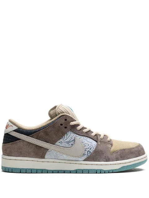 Nike SB Dunk Low "Big Money Savings" sneakers Brown FZ3129