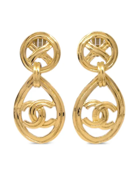 CHANEL Pre-Owned 1996 CC drop clip-on earrings Gold ER96P