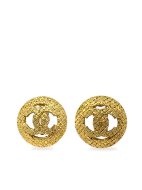 CHANEL Pre-Owned 1994 CC button clip-on earrings Gold ER29