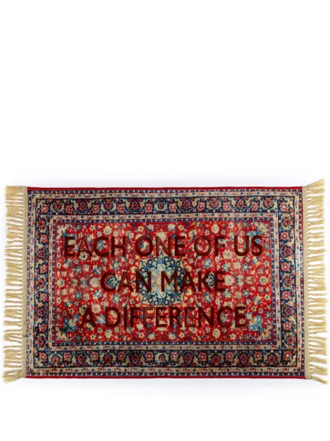 Seletti slogan-print burnt carpet (120cm x 80cm) Red 18244