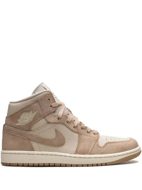 Jordan Air Jordan 1 Mid SE "Legend Light Brown" sneakers Neutrals FJ3448