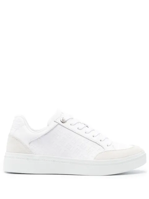 Tommy Hilfiger embossed-logo leather sneakers White FW0FW07812