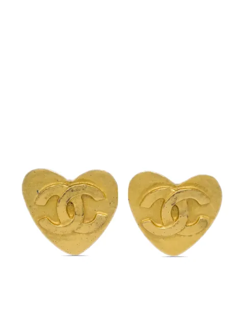CHANEL Pre-Owned 1995 CC-embossed heart motif clip-on earrings Gold ER95P