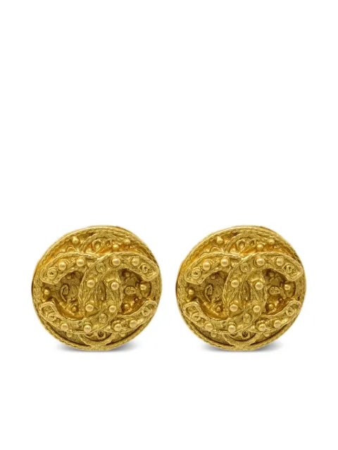 CHANEL Pre-Owned 1994 CC-logo button clip-on earrings Gold ER94A