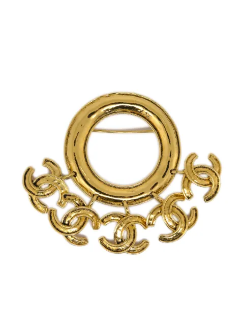 CHANEL Pre-Owned 1994 CC hoop brooch Gold B94P