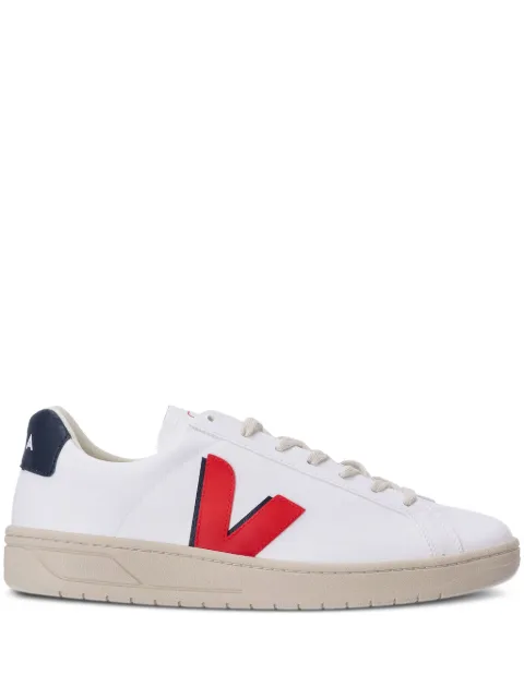 VEJA Urca CWL logo-appliqué sneakers White UW0703508