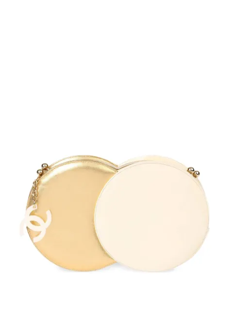 CHANEL Pre-Owned 2006 Double Circle clutch bag Gold CHANELDOUBLECIRLCLEWHITEGOLDCLUTCH