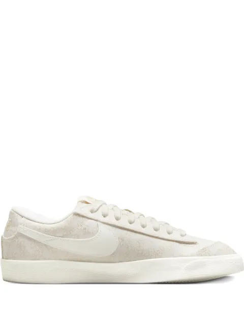 Nike Blazer low '77 SE "SAIL SESAME" sneakers Neutrals DR9955